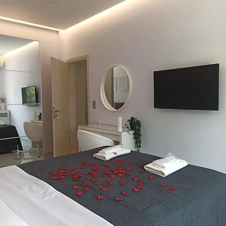 Athonos Secret Diamond Apartament *