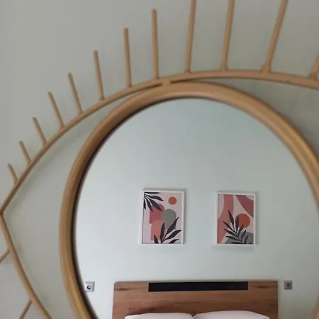 Athonos Secret Diamond